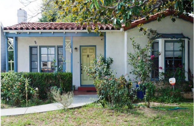 MONTHLY RENTALS - 2BD, 1 BA, BUNGALOW FOR 9! !