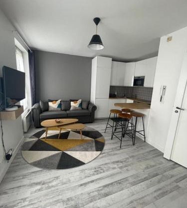 Montmartre Sacré Cœur Appartement Refait à Neuf Paris 18ème - 4 P
