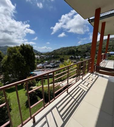 Moon view Bungalow's