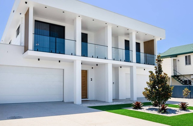 Mooncoin on Yarran - 2/12 Yarren Street