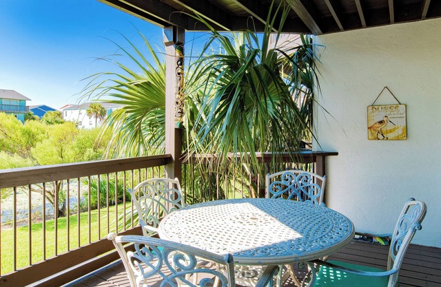 Moonlight Beach Villa | Easy Access to the Beach!