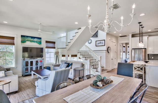 Moonlight Mile- Dog Friendly- 4 Bikes!- Golf Cart!