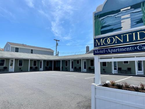 Moontide Motel, Apartments, and Cabins