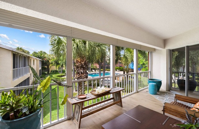 Moorings Condo with Private Beach Access, 2nd floor Unit, Western Exposure