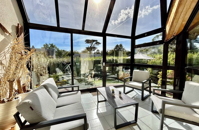 -Morgat beach on foot-