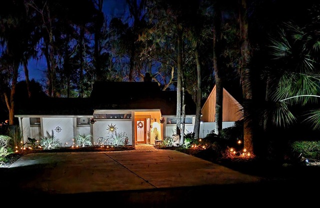 Moss Creek - Private Home, Very private back patio w/Lagoon & Salt Marsh views