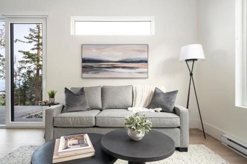 Mountain Suite - Fully Equipped Kitchen - Heated Bathroom Floor - Ocean View Fire Pit - WD