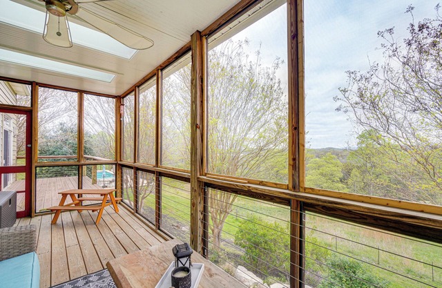 Mountain View Home w/Private Pool: Pet Friendly!