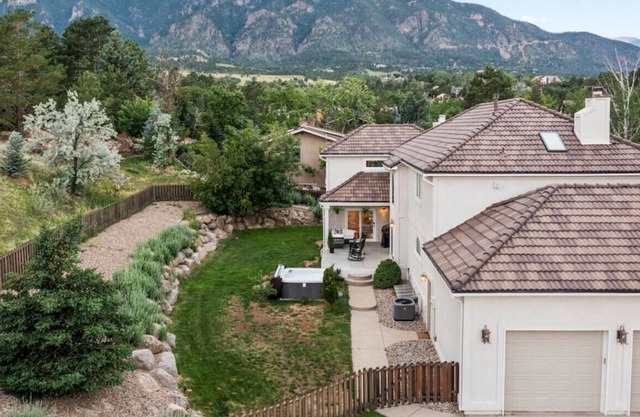 Mountain Views, INDOOR-OUTDOOR POOL Access-Hot Tub