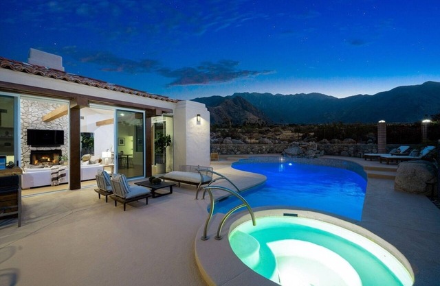 Mountain Vista Sanctuary - Luxury Palm Springs!