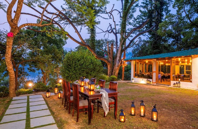 Moustache Select Naukuchiatal