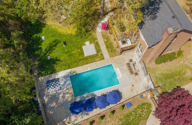 Movie Theatre, Pool, Fire-pit, 7 Bedrooms