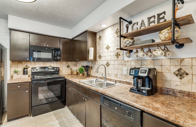 Mpressive Escape- Home away from home!
