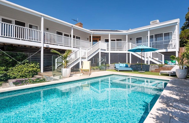 Mt Martha Coastal Retreat | Pool & Water Views