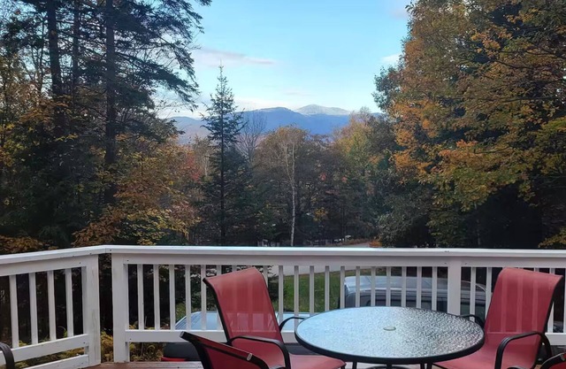 Mt. Washington View~Min to Skiing~Wood Stove