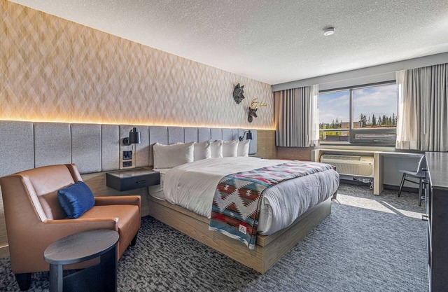 MTN House - King Room