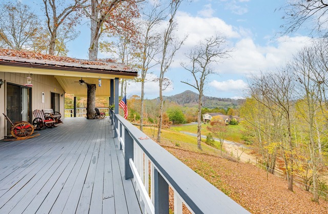 Mtn-View Home w/Game Room in Franklin!