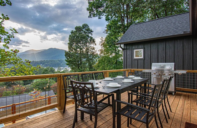 Mtn views - Hot -tub - Ice -bath - Fire- pit - Wifin