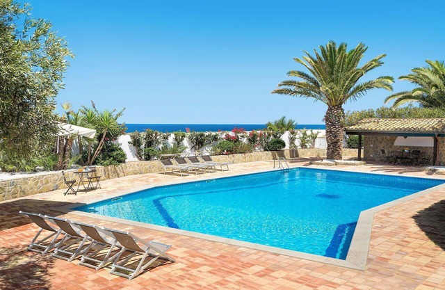My Rental Homes - Cala Diletta with private pool, 700 meters from the nearest beach.