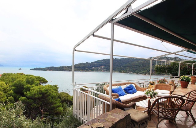 My Rental Homes - Villa Roby 5 min by walking from the center of town, with garden