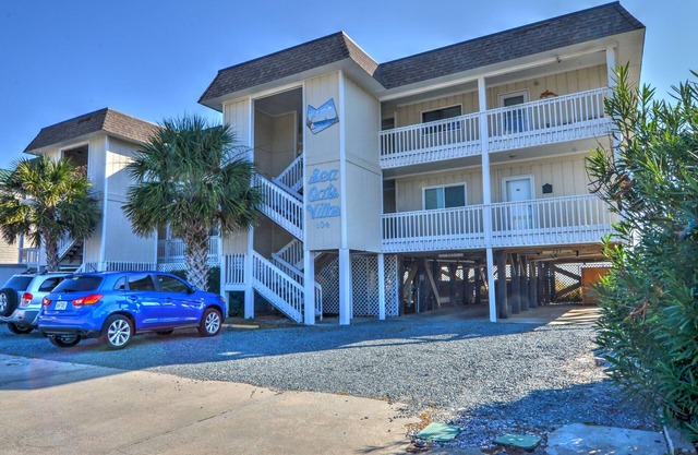 "My Sunshine" - Oceanfront Condo, 2 Bedrooms/2 Bathrooms