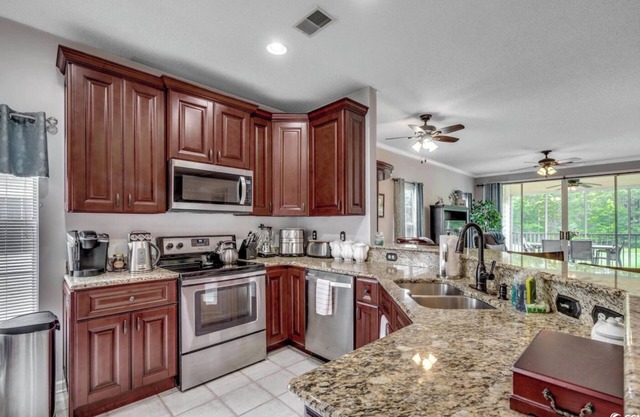 Myrtle Beach Legends Golf Condo, on course! 3BR/2BA, pool, hot tub, and tennis.