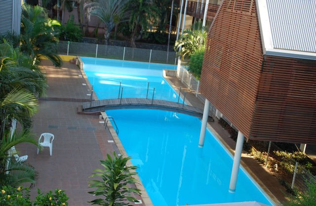 N °: 416171156H Furnished Holiday Rentals in Saint Pierre