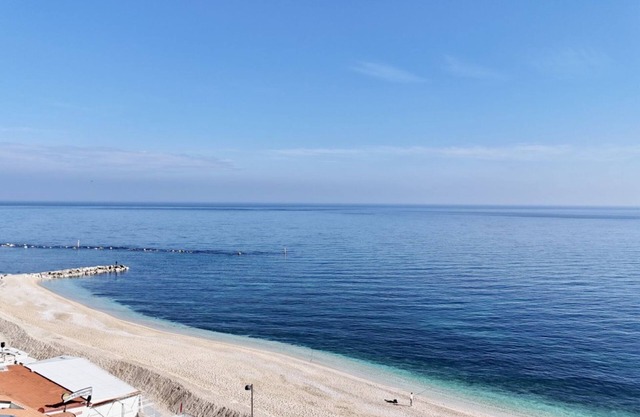 N276 - Numana, Spiaggiola beach front apartment