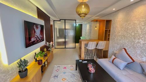 N42 Luxe et Élégance avec Jacuzzi Privatif sur la Corniche Rabat Essabah