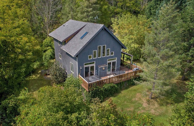 Naples Rustic Retreat-Hot tub, private, unforgettable!