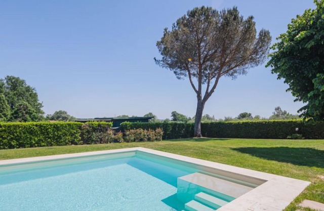 Narciso by Interhome