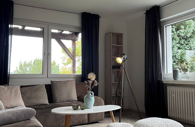 Natural paradise at the gateway to the Ruhr area: Idyllic temporary home on the Heierberg