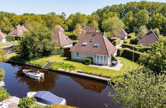 Nature Bungalow with Two Baths