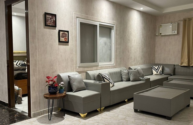 Nature Meets Comfort – 3BHK Farmhouse with Fresh Pool & Garden Stay.