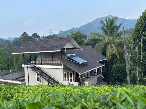 Nature's View Service Villa
