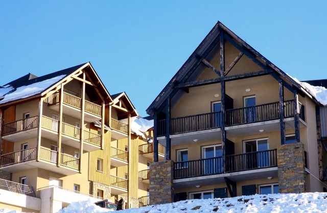 Navette Gratuite aux pistes, 500m!