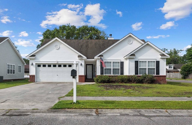 Near Airport-20 Min to Downtown- Chucktown Retreat
