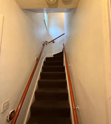 Near Hylands hotel family room for 3