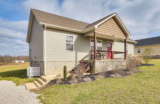 Near State Parks & Dtwn: Quaint Sparta Home!