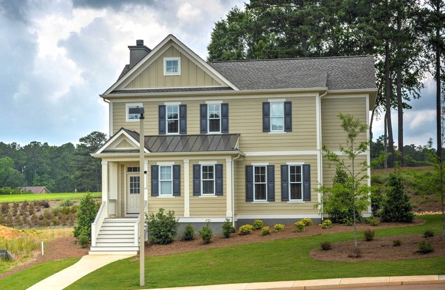 Near Sugar Creek: Spacious Family-Friendly Retreat