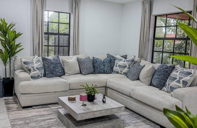 Near The Florida Keys, Cozy Home with 2 Queen Beds