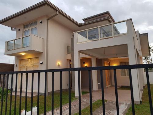 NEGOMBO RESIDENCIES