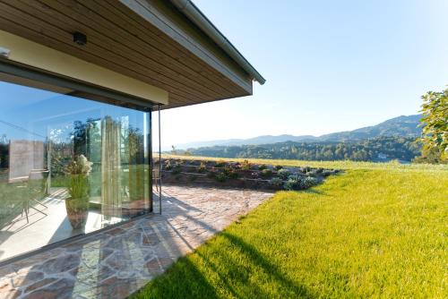 Neues stilvolles Ferienhaus Südsteiermark in ruhiger Lage top Aussicht inkl Wallbox
