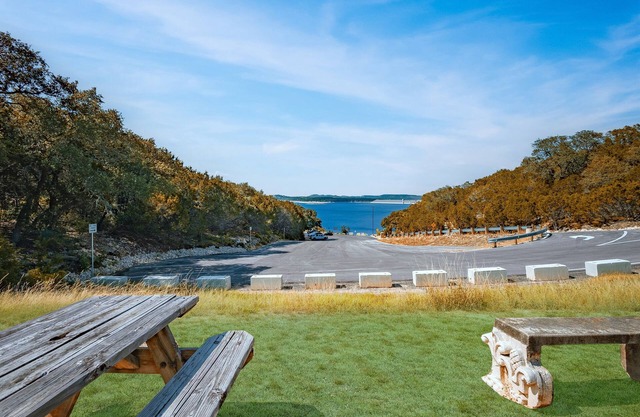 NEW, 2 Full Beds Suite AT OPEN Boat Ramp 1