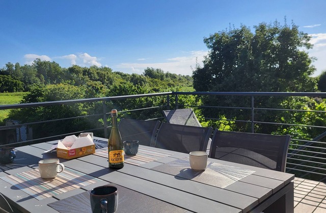 New: 3* accommodation with terrace between land & sea.