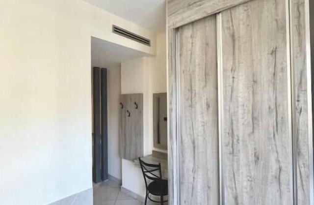 New - active & well/served area!