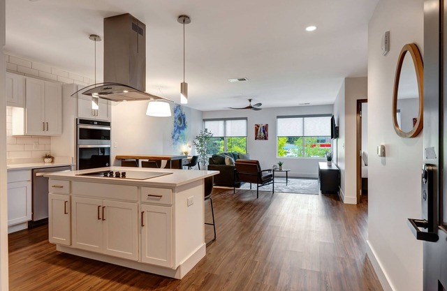 New Apartment Perfectly Nestled Between Downtown and BNA