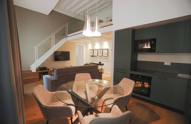 (New) Bargello - Nine Luxury Suites