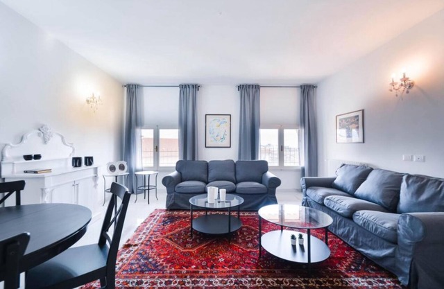 New central apartment