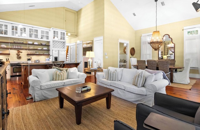 NEW Classic WaterColor Home 2 Blocks to Camp WaterColor with LSV and Bikes